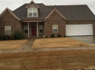 1186 L H Polk St, Marion, AR 72364