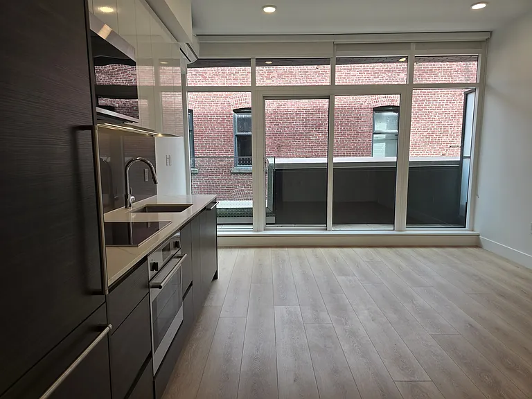 333 Carrall St #302 — Photo 5