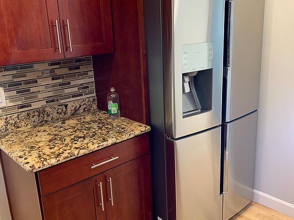 4th image of 12208 NE 137th Pl