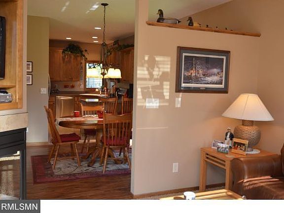 3rd image of 860 Briarwood Dr