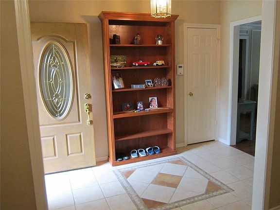 3rd image of 3300 Andover Dr