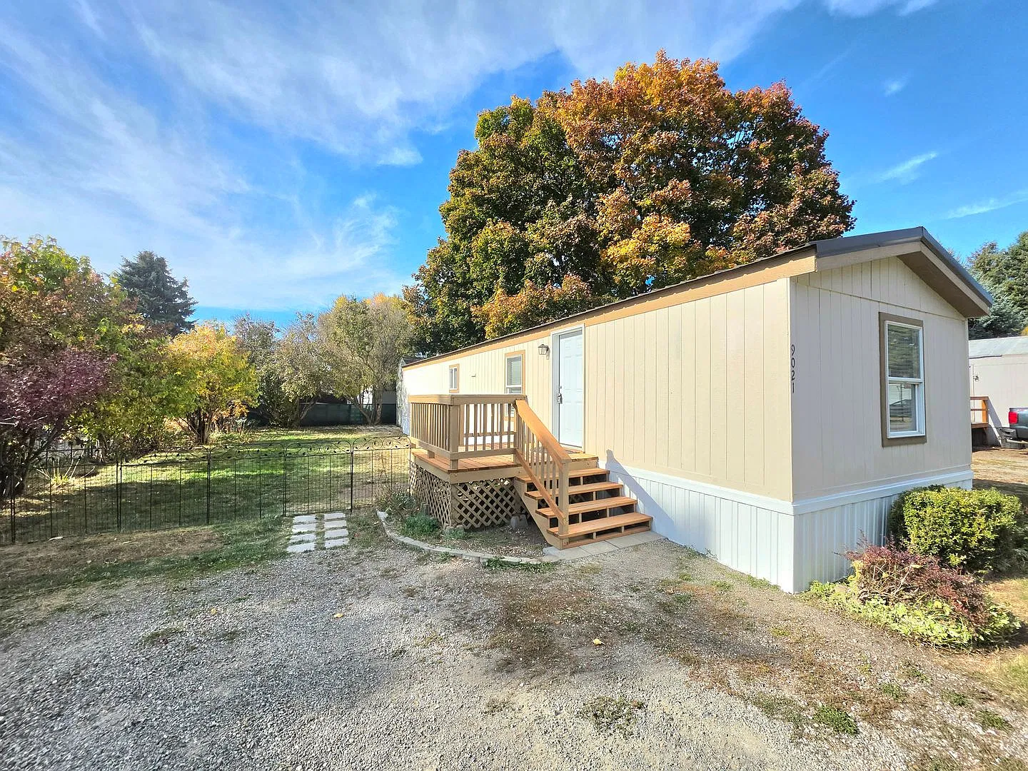 Fully Renovated 2-Bedroom Mobile Home in Hayden — Photo 1