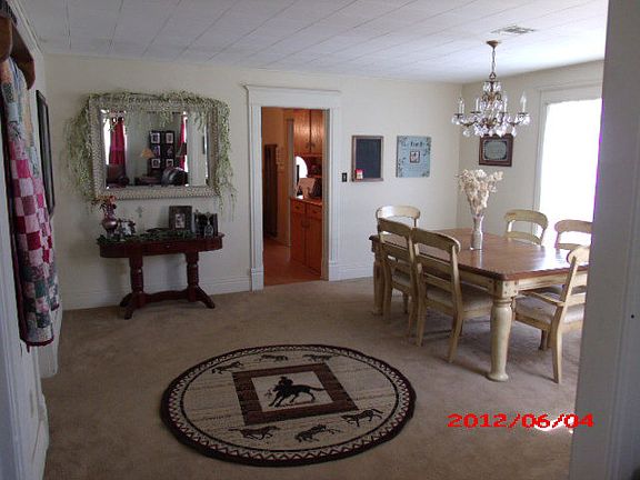 4th image of 424 N Gulf St