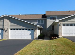 5094 Hermitage Trl, Rockford, IL 61114
