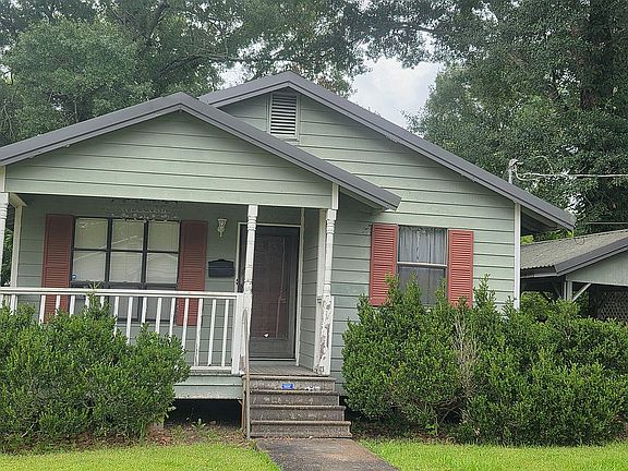 2nd image of 614 S Martin Luther King Drive Dr