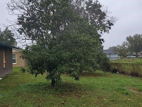 5th image of 1040 Mildred Dixon Way