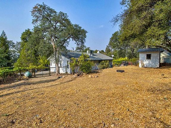 2nd image of 20757 Willow Springs Dr