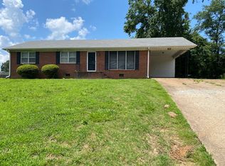 95 Ayers Dr, Jackson, TN 38301