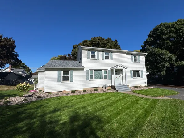 52 Mill St, Spencerport, NY 14559