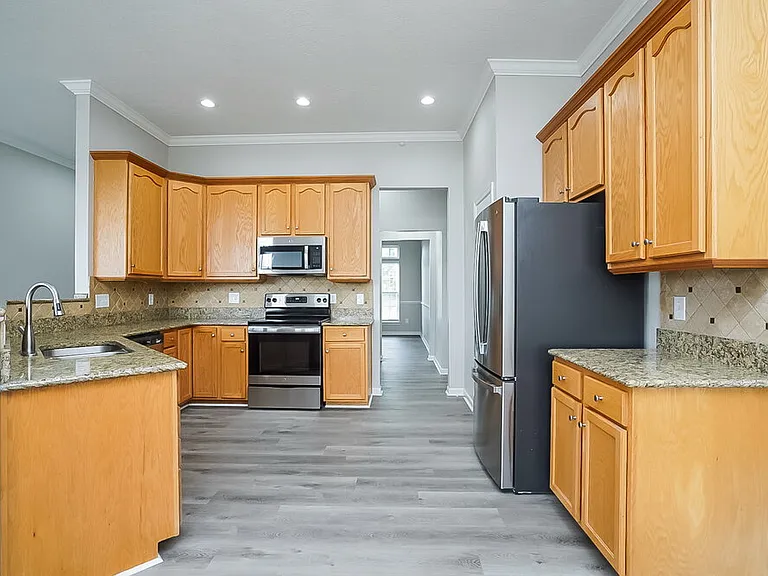 1802 Cabe Ct — Photo 9
