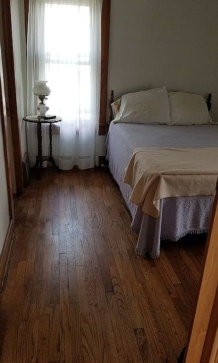 2nd image of 604 E 14th St