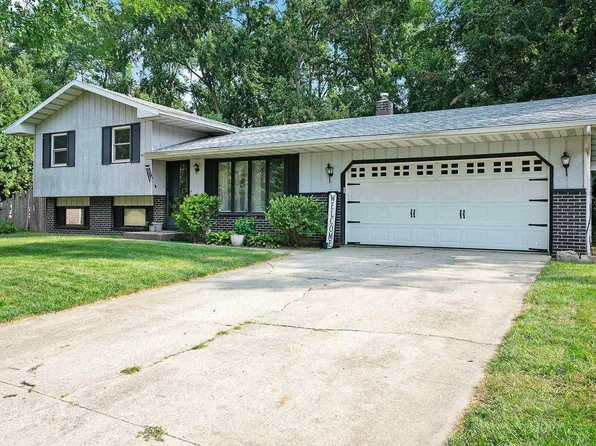 24565 Golf Dr, Elkhart, IN 46516