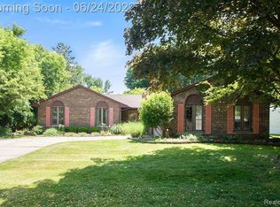 18636 Southampton St, Livonia, MI 48152