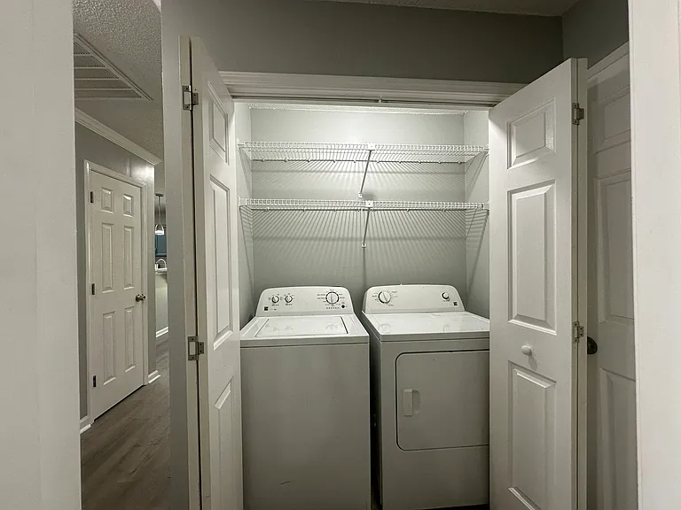 1260 Warsaw Rd #1 — Photo 28