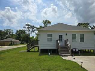 57401 Oak Ave, Slidell, LA 70461