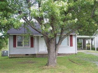 1304 Sycamore St, Murray, KY 42071