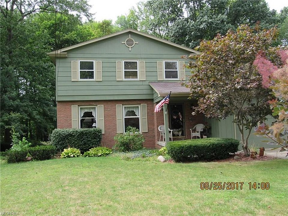 1st image of 569 Oakridge Dr