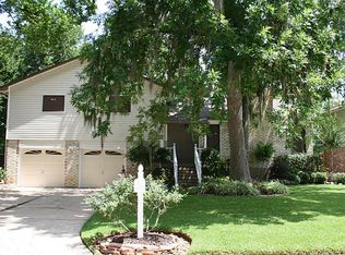318 Wisteria St, Richwood, TX 77531