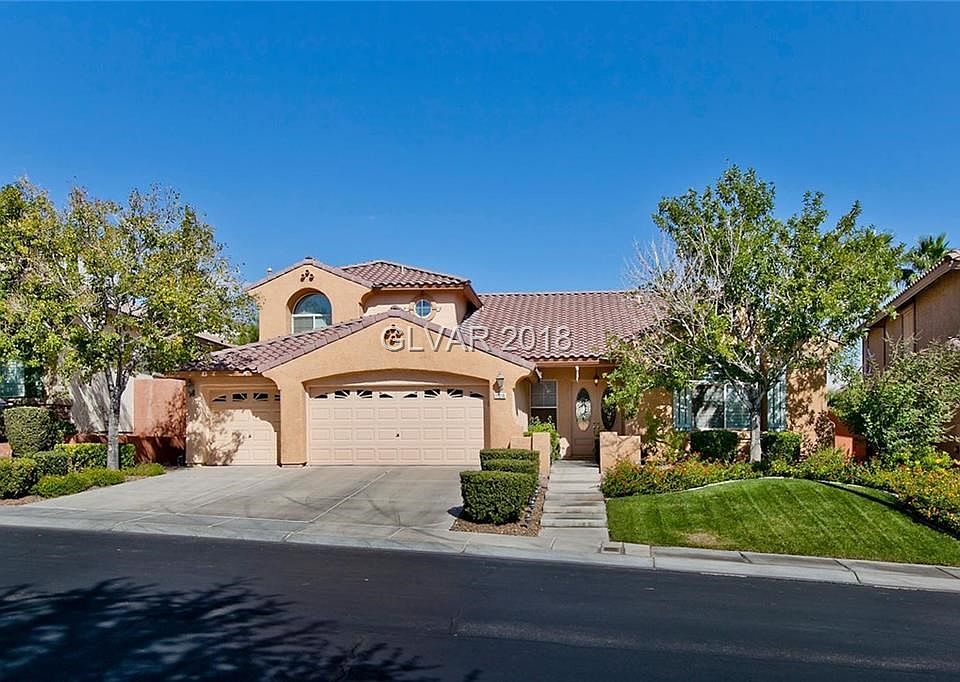 Welcome Home!  Beautiful Toll Brothers Home in gated Summerlin Community of Woodlands