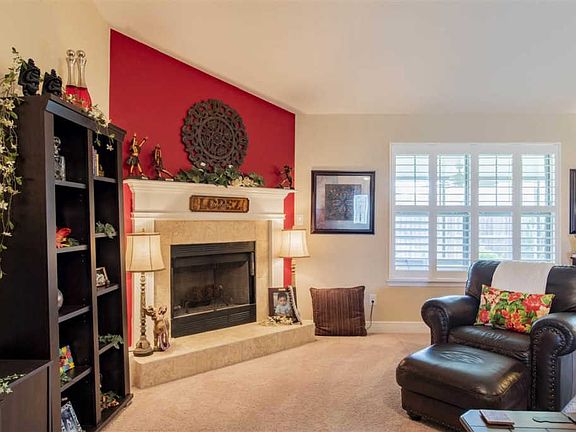 4th image of 8784 Hawkeye Ct