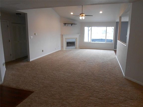5th image of 763 Seabreeze Dr