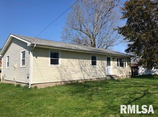 730 S Main St, Blandinsville, IL 61420