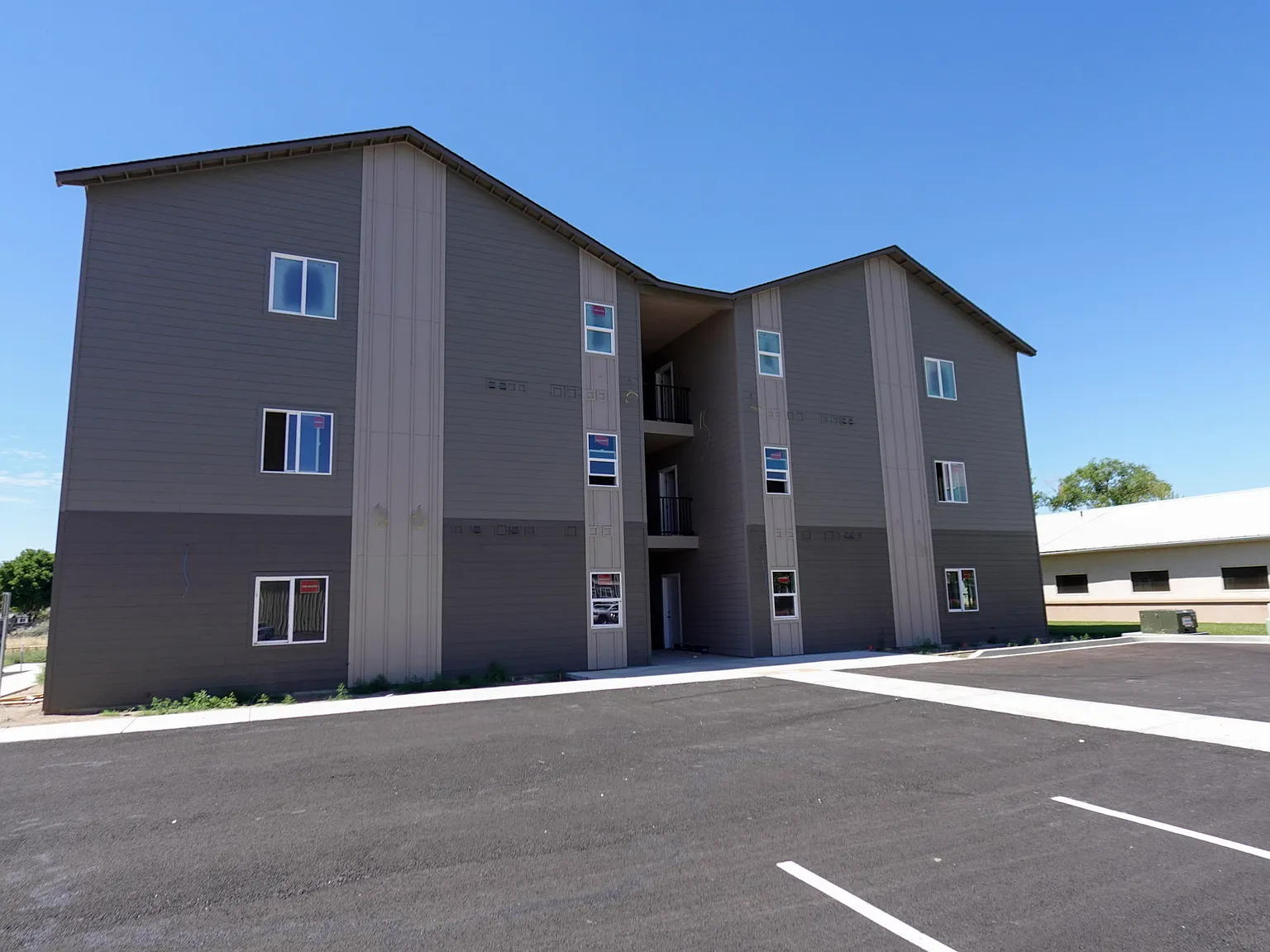 Interlake Flats East 540 South Interlake Road - C5 — Photo 4