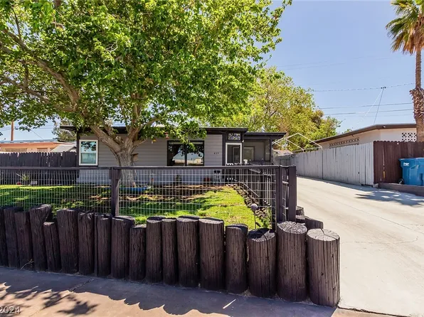 43 E Pacific Ave, Henderson, NV 89015