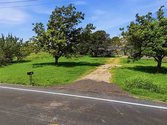 3rd image of 4516 N Enterprise Rd