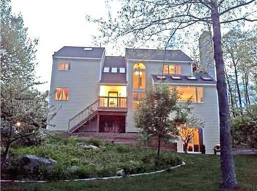Privacy, Views, & Guest Apt.