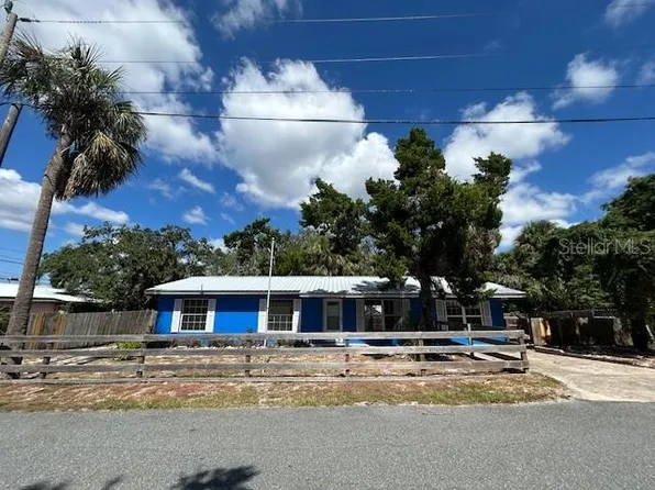 12303 Cedar St, Cedar Key, FL 32625