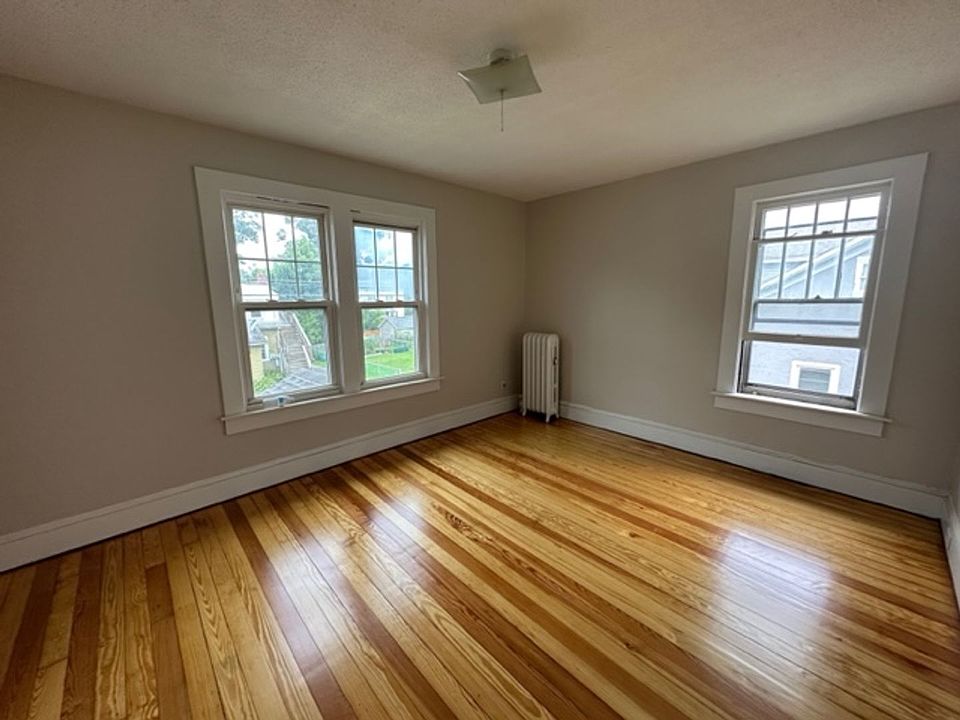 60 School Street 60 School St Danielson, CT Zillow