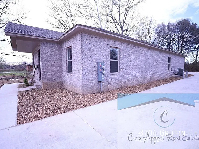 3704 Griffin St #A — Photo 2