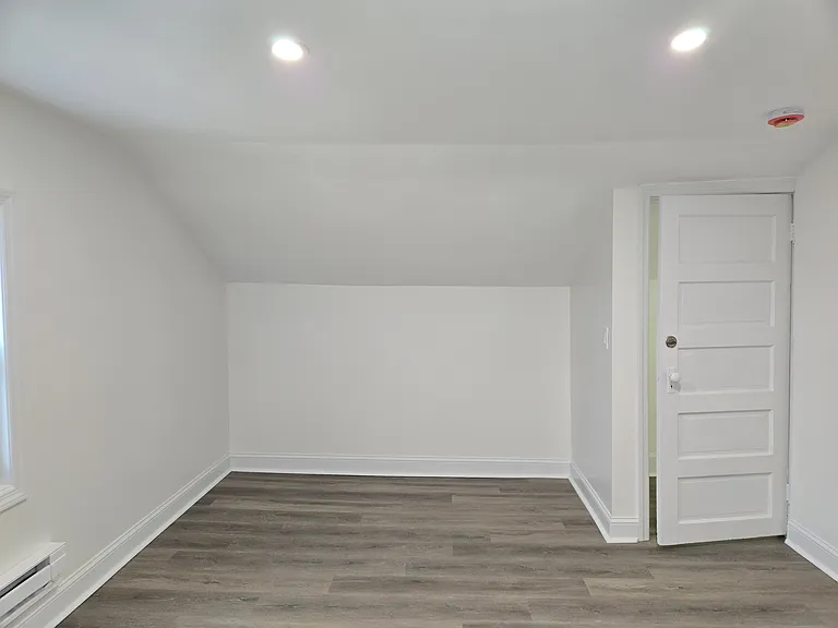 1311 Park Ave #2 — Photo 18