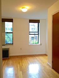 Rented by Warren T Real Estate Corp.