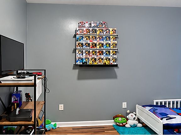 2nd image of 85 2nd St Floor 2