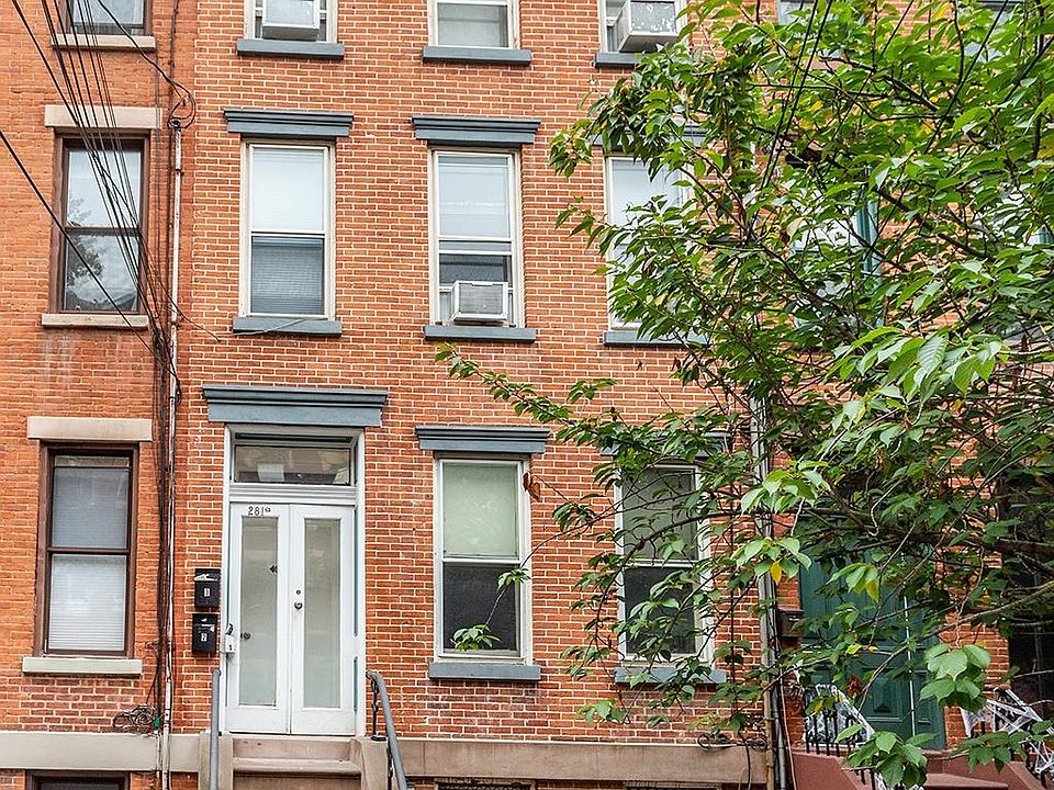 1st image of 281.5 2nd St