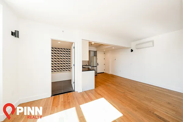 Rented by Pinn Realty | media 32