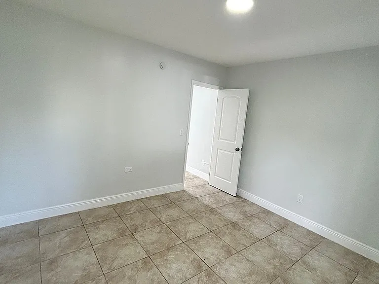 18257 NW 23rd Ave #1 — Photo 3