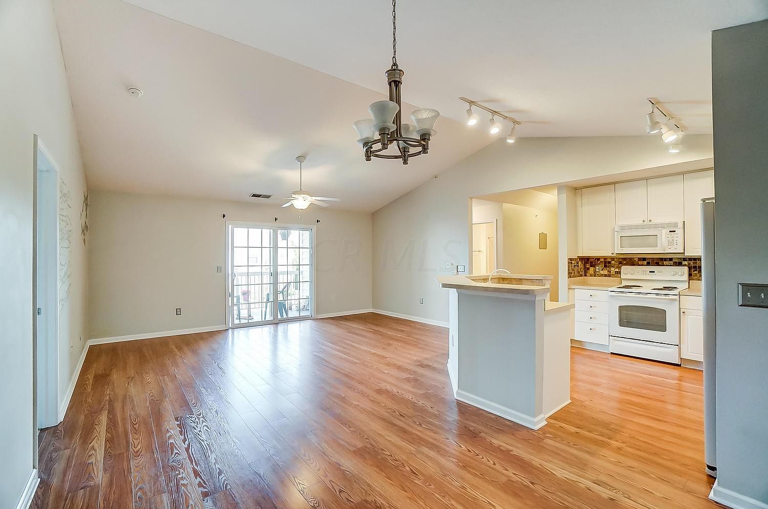 7712 Essex Gate Dr S, Dublin, OH 43016 | Zillow