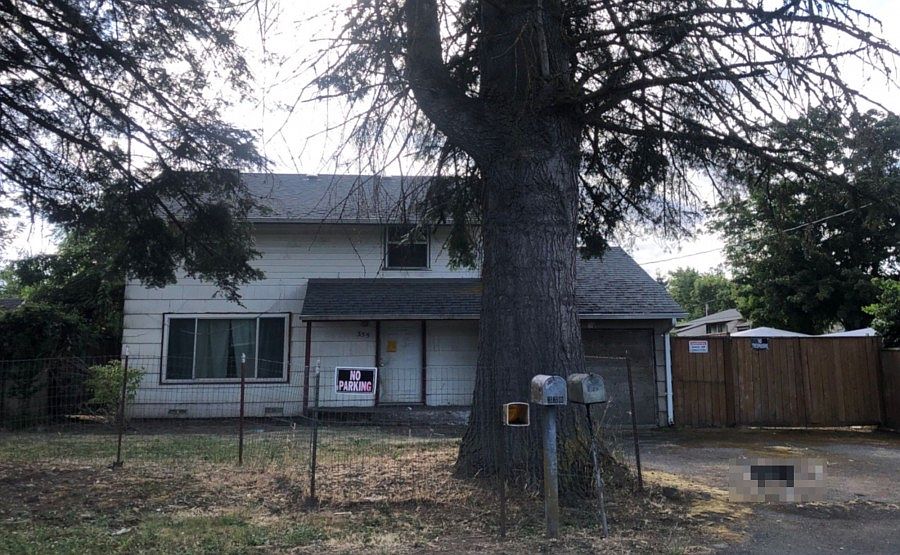 1st image of 335 SE 15th Ave