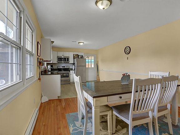 3rd image of 20734 Emerald Dr