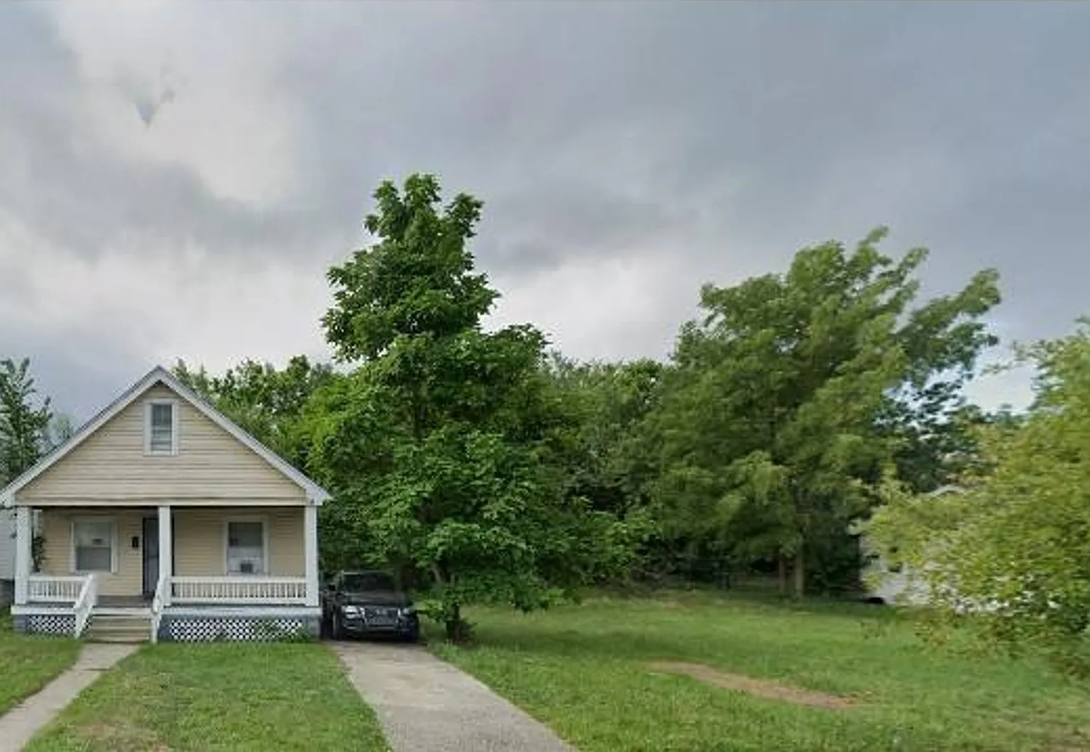 Completely Remodeled Single-Family Home! — Photo 1