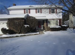 6644 Sue Ln, Maumee, OH 43537