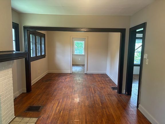 4th image of 1449 Aberdeen Ave