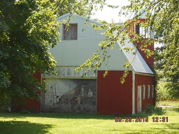 2nd image of 9889 N 850th Ave