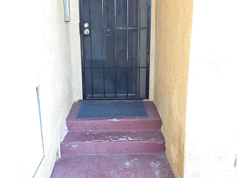 9607 Cypress Ave #4 — Photo 7