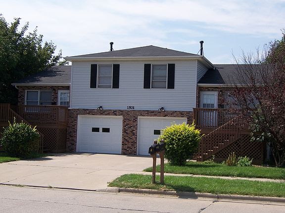 2nd image of 1501 Northbrook Dr APT A