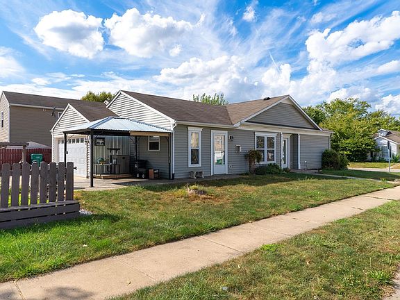 2nd image of 2823 Brewster Ln