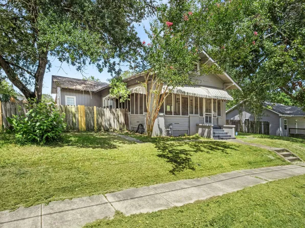 204 N 1st St, Leesville, LA 71446